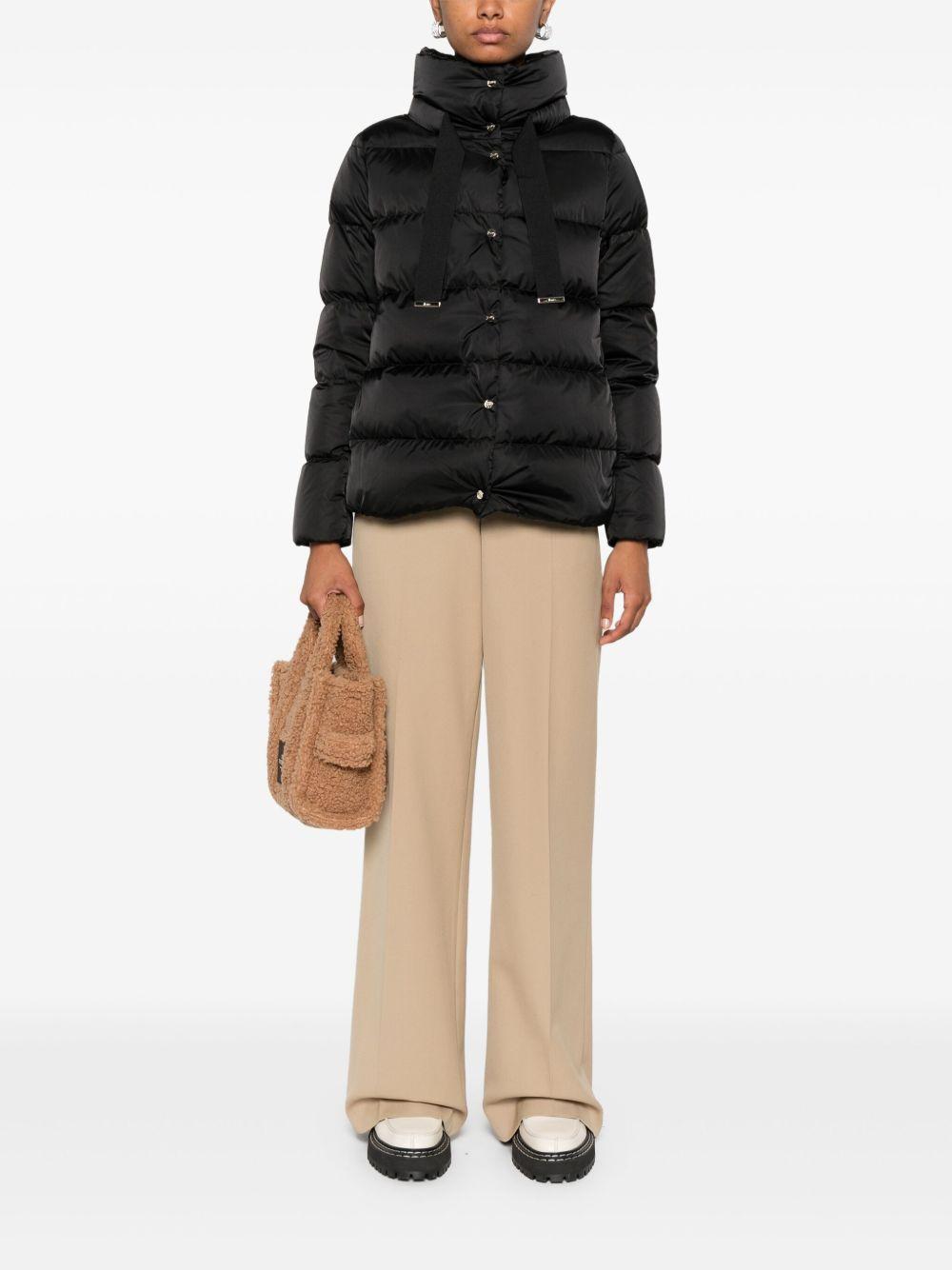 HERNO Piumino corto a collo alto