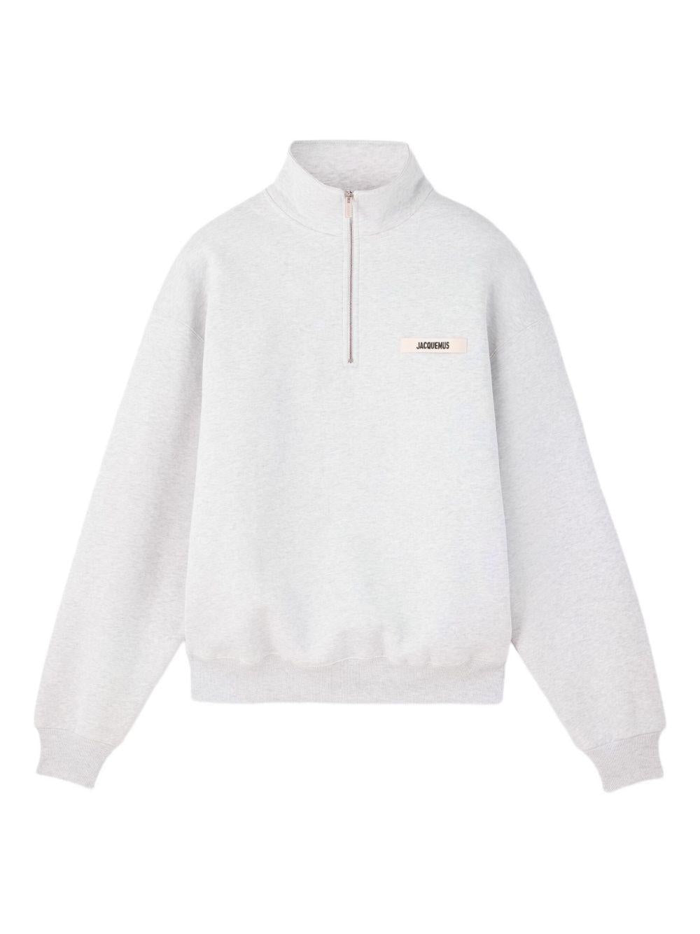 JACQUEMUS Felpa grigio chiaro con zip e collo alto