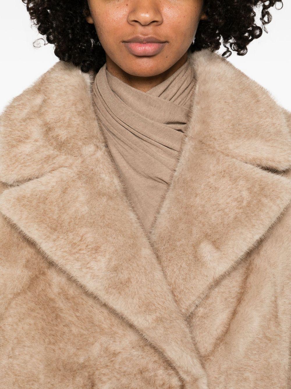 BETTA CORRADI Cappotto in ecopelliccia