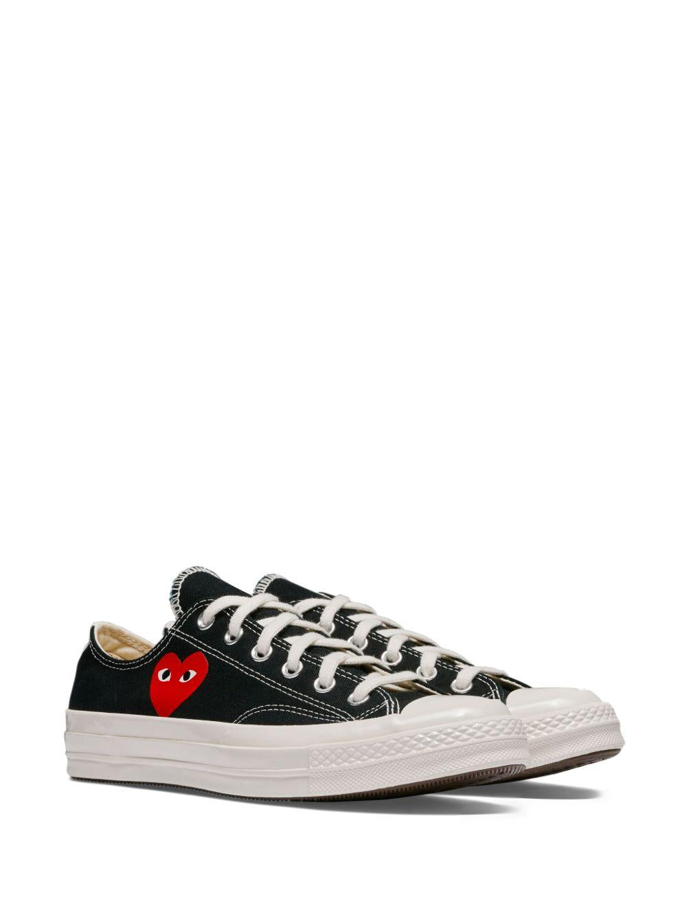COMME DES GARCONS PLAY Sneakers con cuore in cotone nero