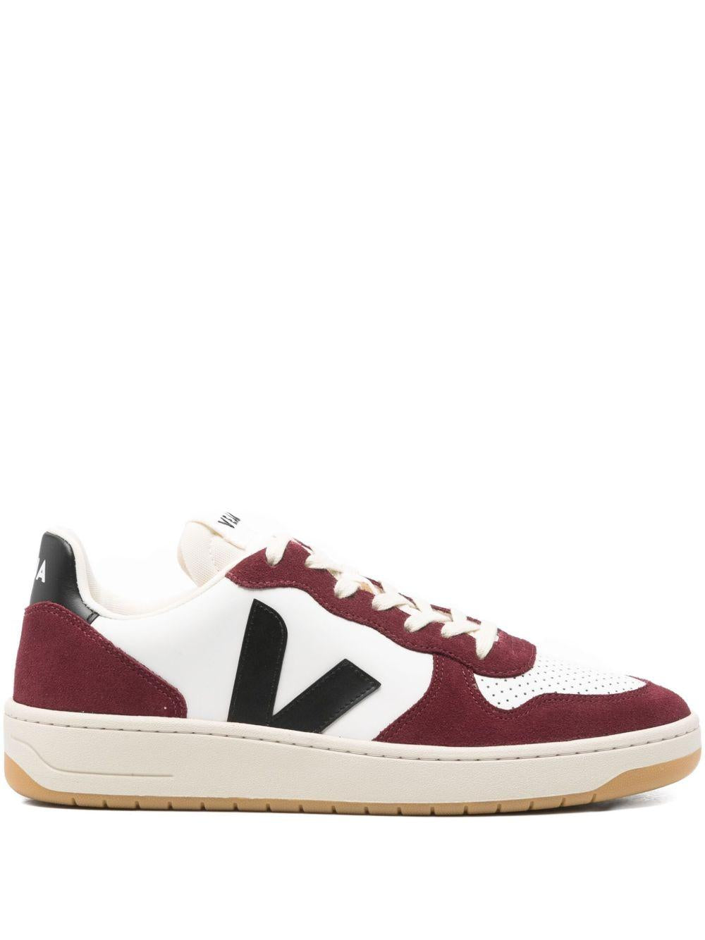 VEJA Sneakers bianche e bordeaux in eco-pelle con logo