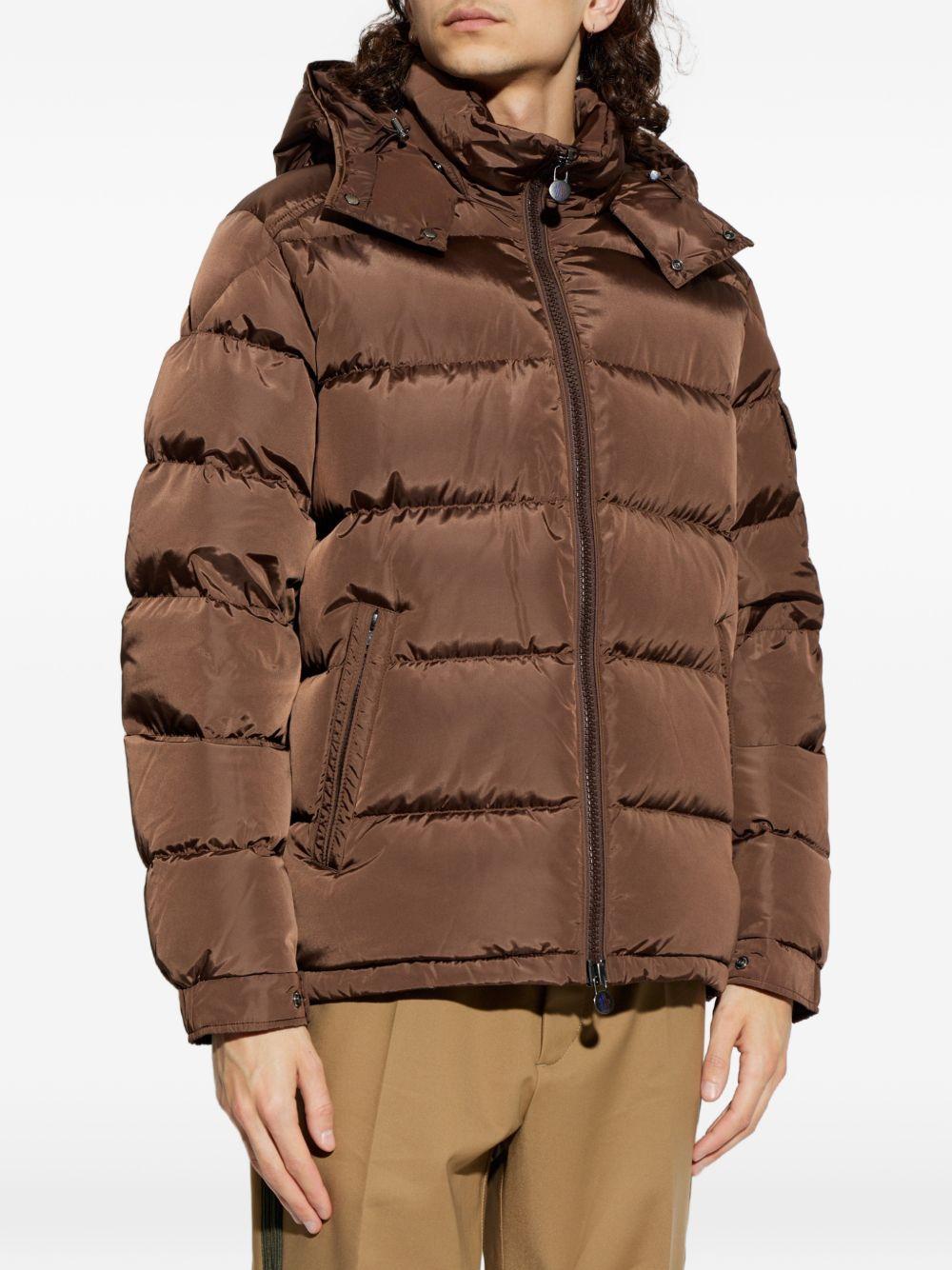 MONCLER Piumino Maya marrone trapuntato con cappuccio e tasche interne