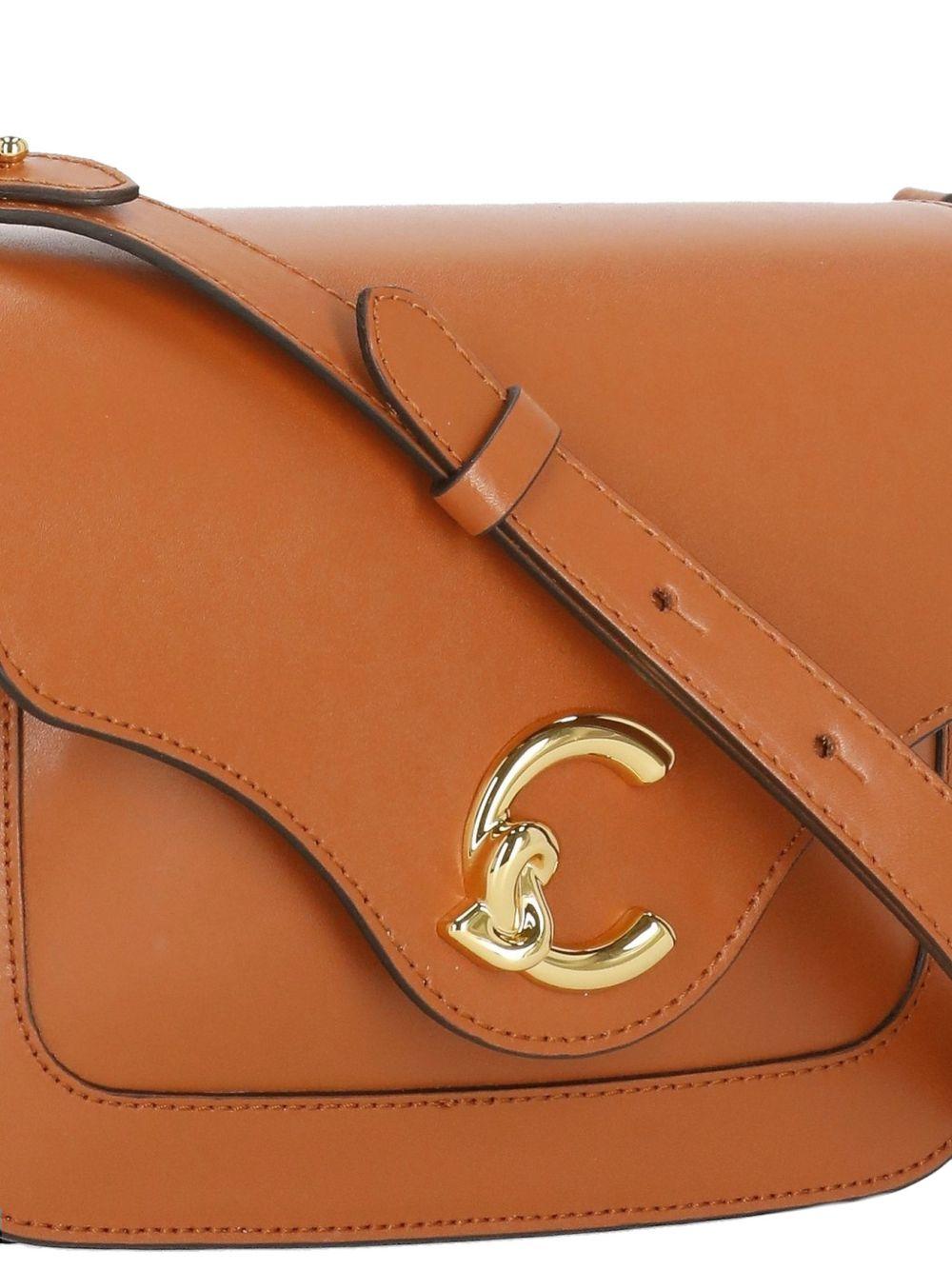 COCCINELLE Borsa a tracolla in pelle marrone con placca logo
