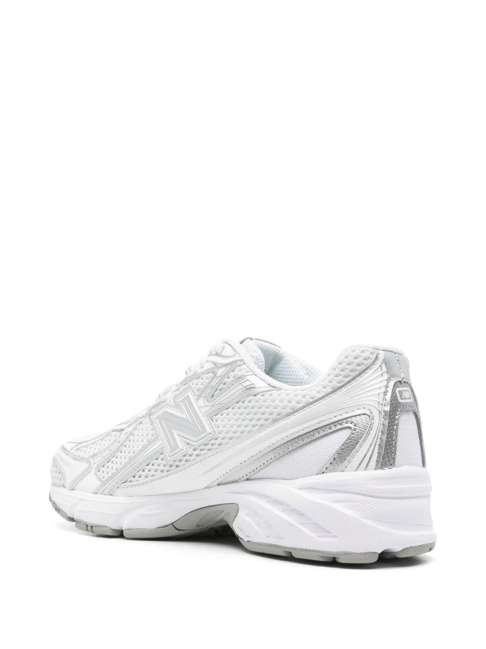 NEW BALANCE Sneakers bianche e argentate
