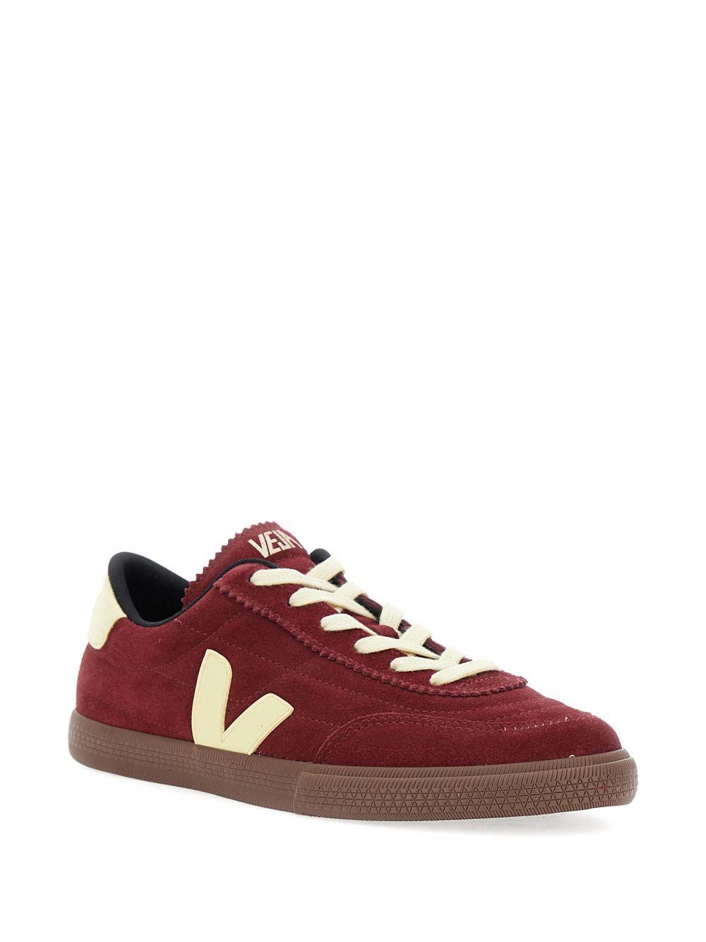 VEJA Sneakers 'Panenka' in camoscio bordeaux