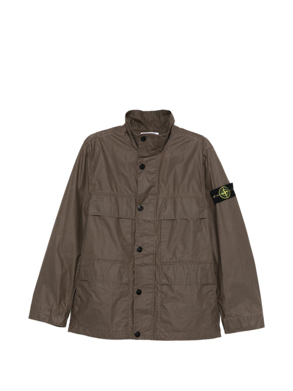 STONE ISLAND Giacca cerata marrone scuro con logo