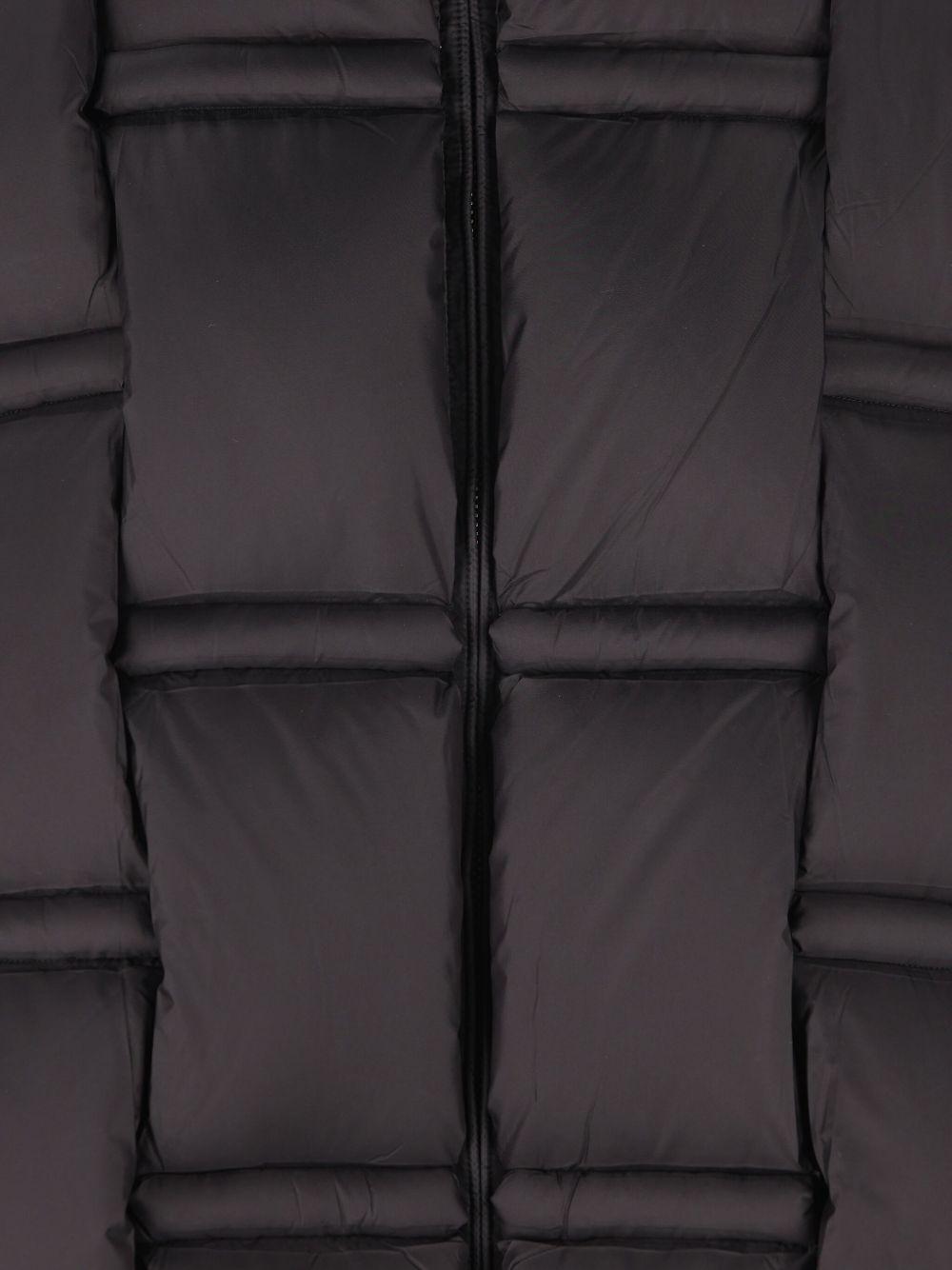 RAXXY Piumino nero con design imbottito intrecciato