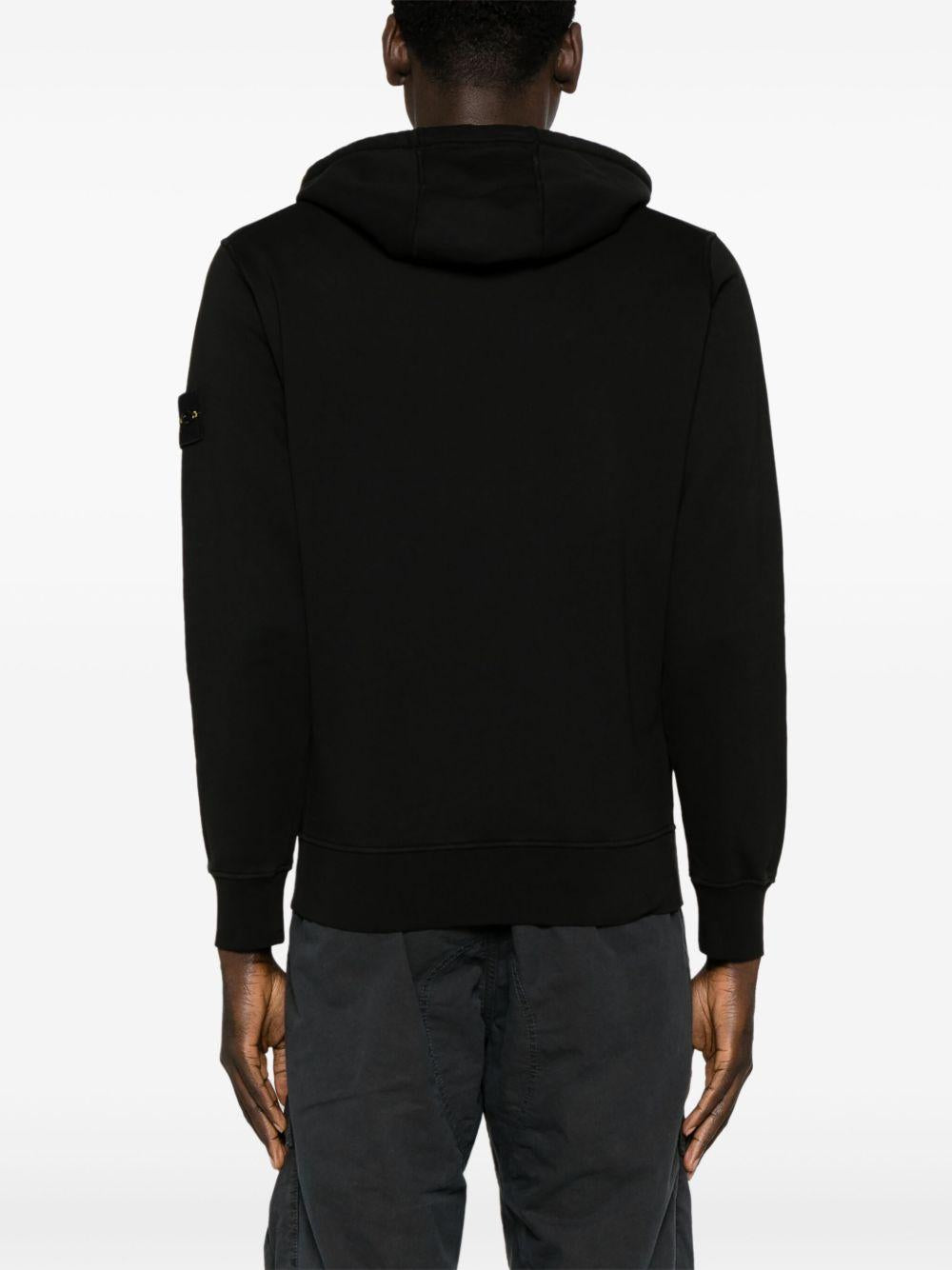 STONE ISLAND Felpa in cotone nero con cappuccio e zip
