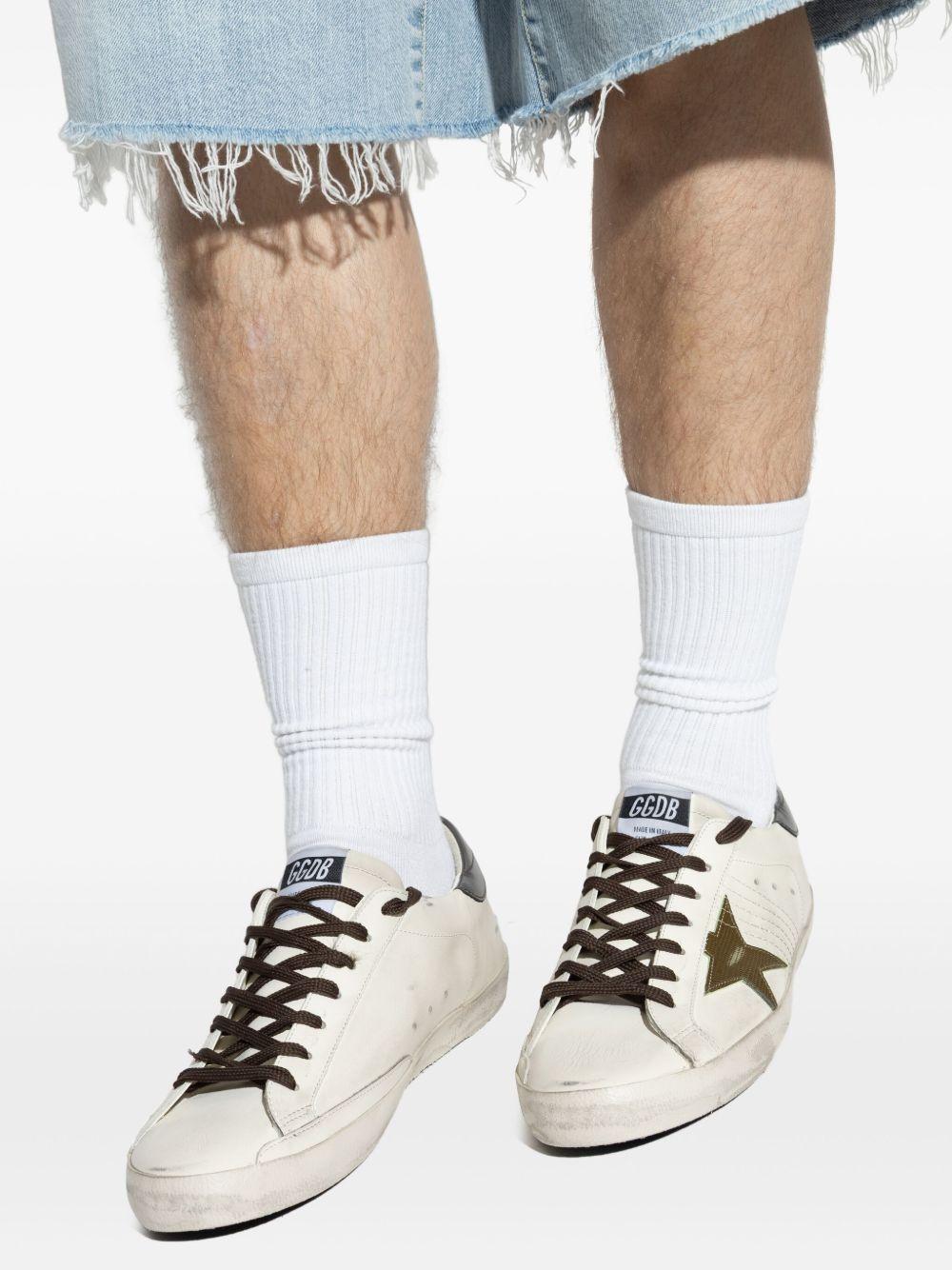 GOLDEN GOOSE Sneakers 'Super-Star' bianche egrigie