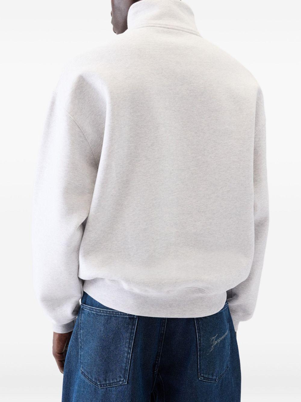JACQUEMUS Felpa grigio chiaro con zip e collo alto