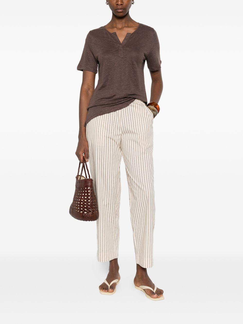 YERSE T-shirt Dunas a maniche corte in lino marrone con scollo a V