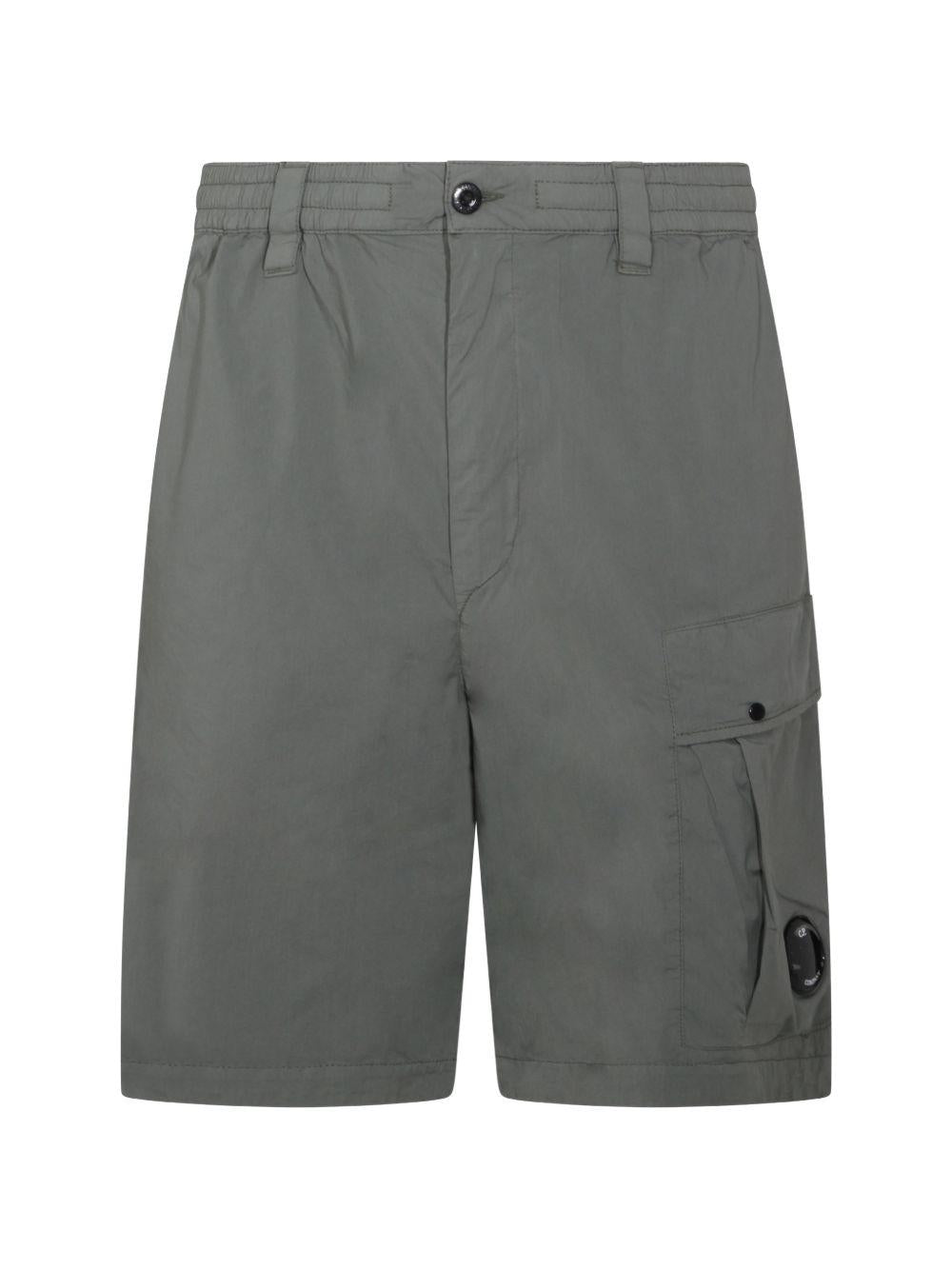 CP COMPANY Shorts cargo grigi