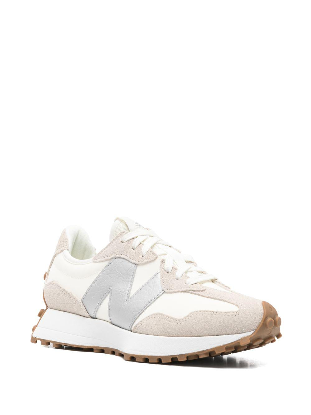 NEW BALANCE Sneakers beige e argentate