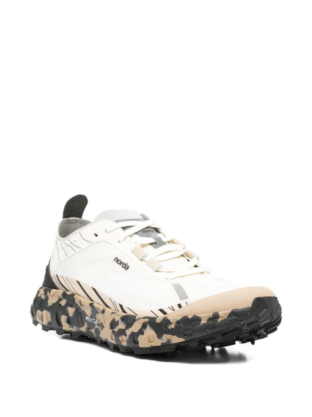 NORDA Sneakers Dyneema bianche con suola marrone