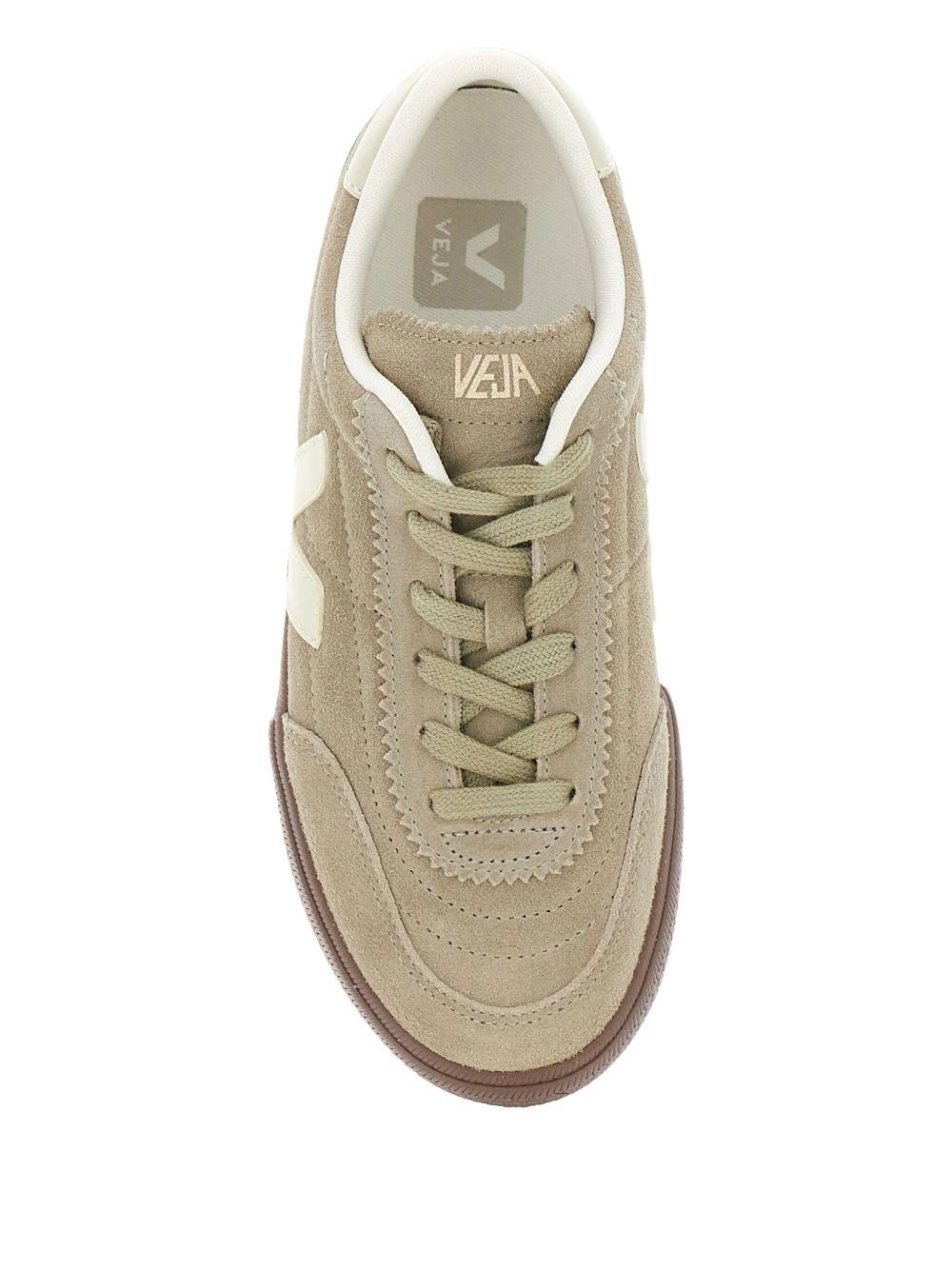 VEJA Sneakers scamosciate beige e bianche