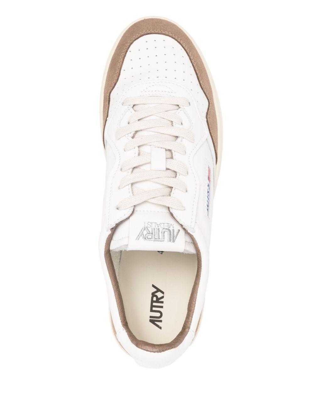 AUTRY Sneakers 'Medalist' in pelle bianca e camoscio marrone