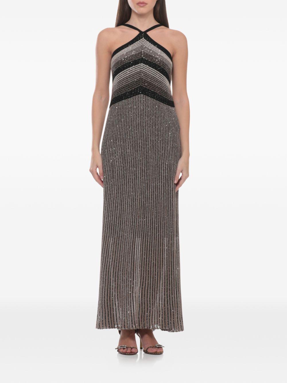 D EXTERIOR Abito lungo grigio con strass