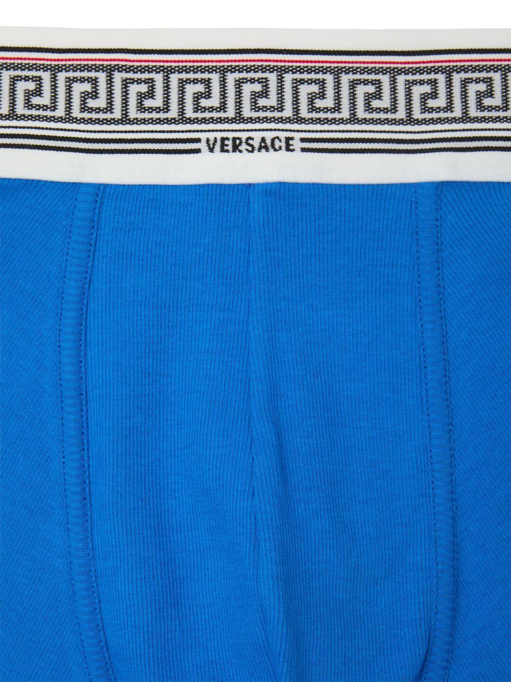 VERSACE Boxer in cotone blu con motivo Greca