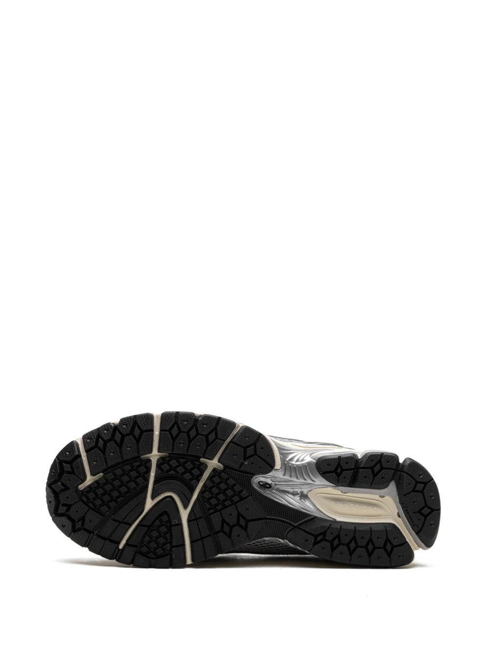 NEW BALANCE Sneakers a mocassino 1906L grigio e bianco