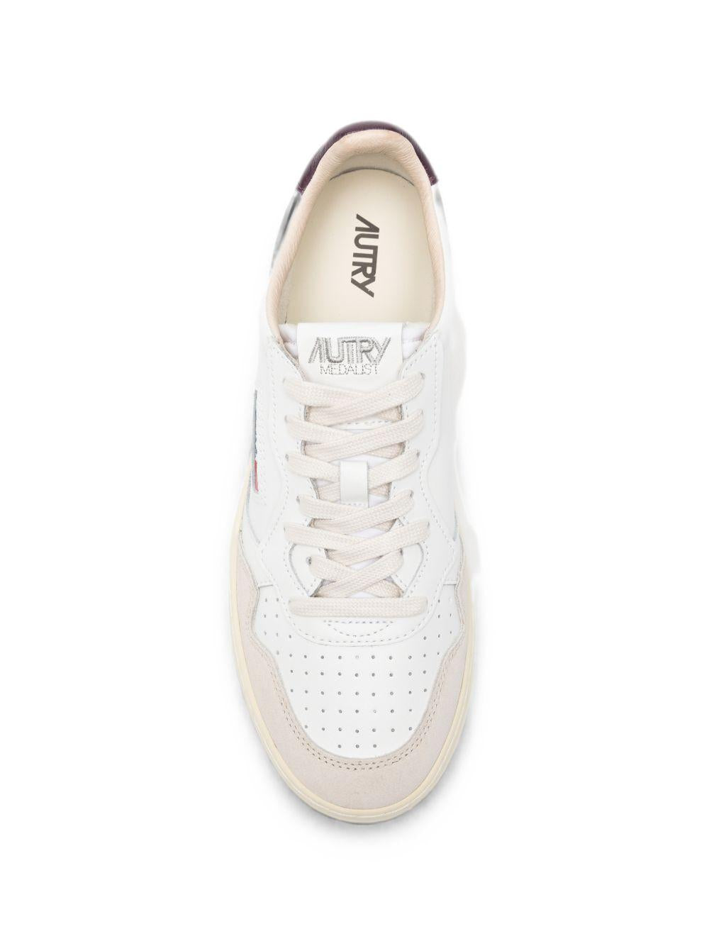 AUTRY Sneakers Medalist in pelle bianca con dettaglio marrone