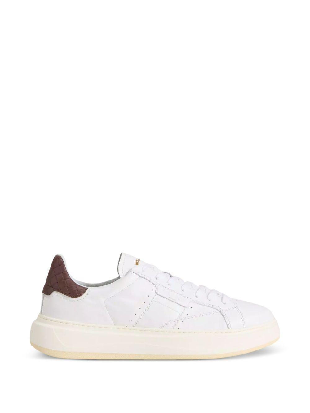 WOOLRICH Sneakers in pelle bianca con tallone marrone