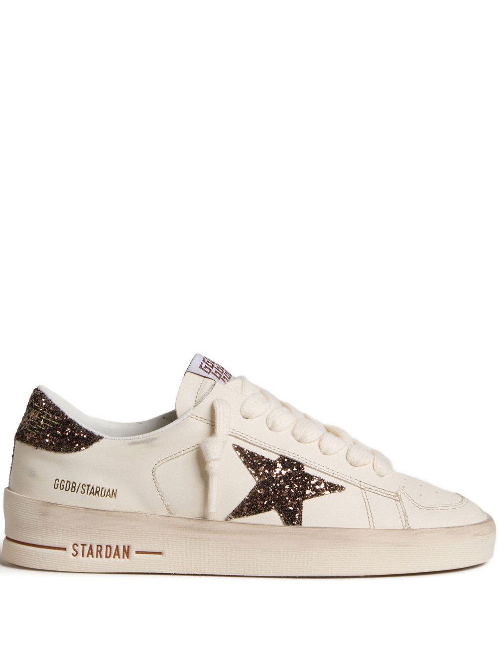 GOLDEN GOOSE Sneakers Stardan in pelle bianca con stella e talloncino in glitter