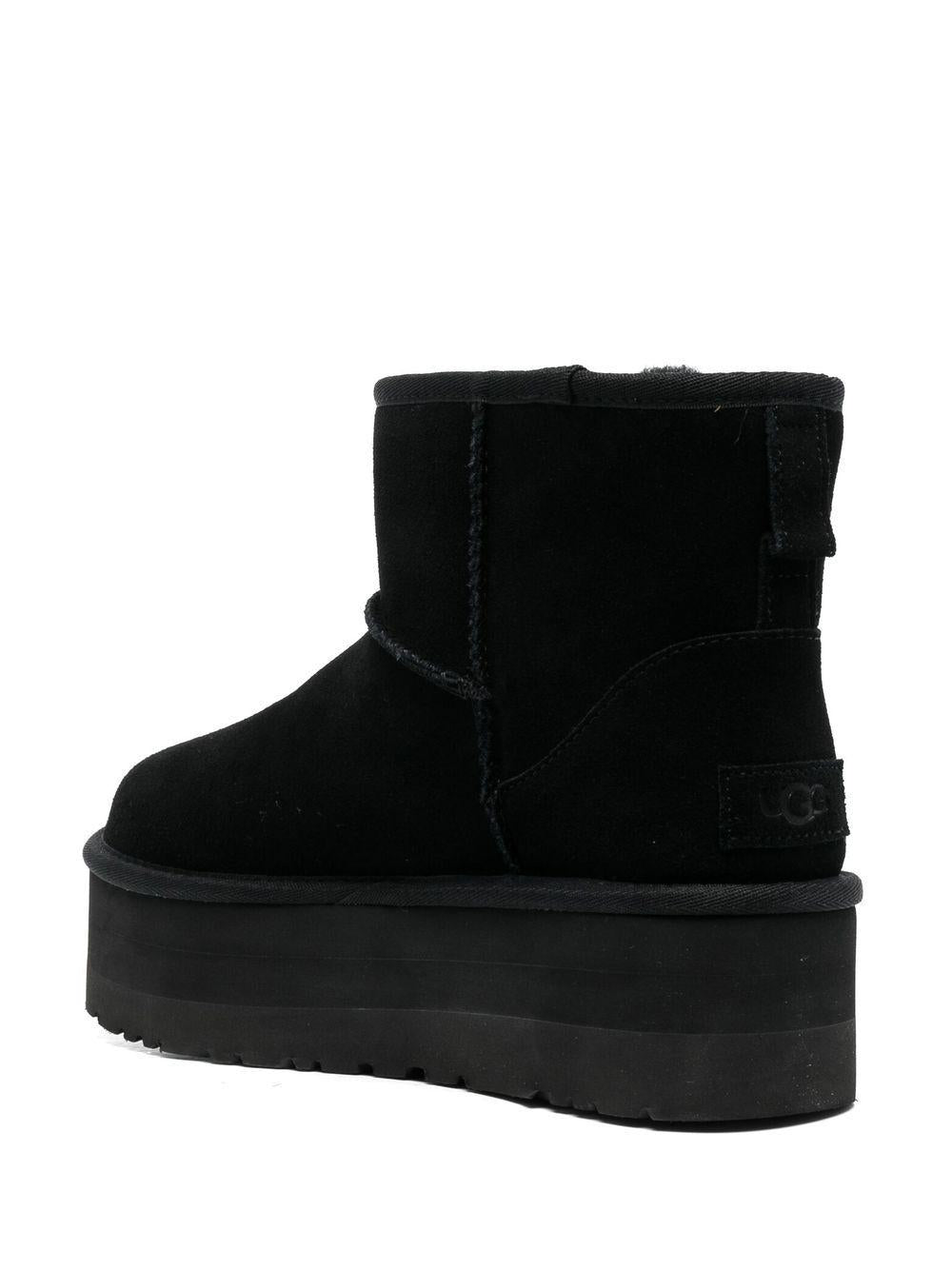 UGG Stivaletti 'Classic Mini Platform' neri