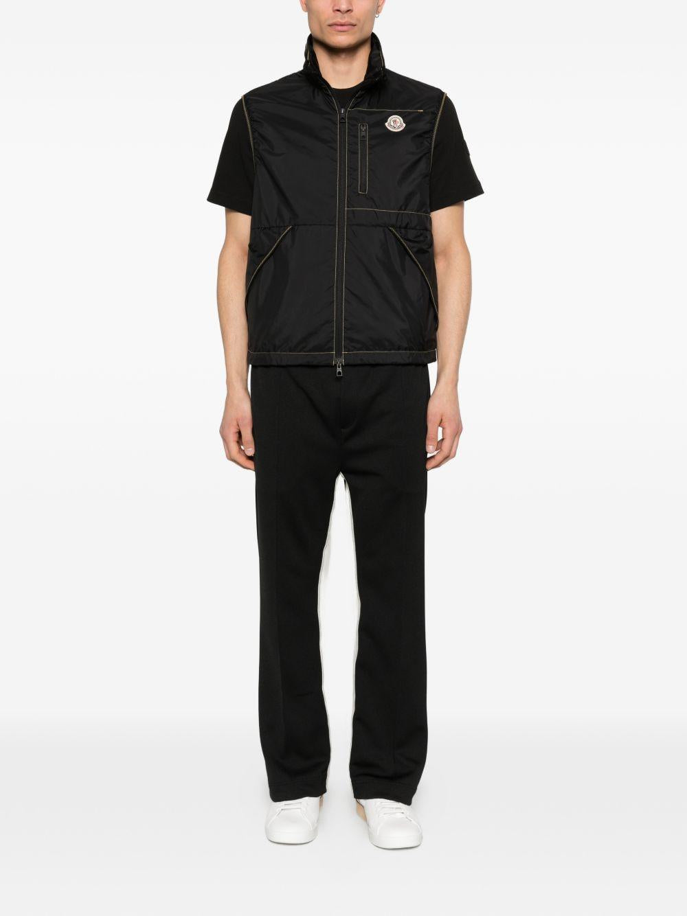 MONCLER Gilet nero con impunture a contrasto