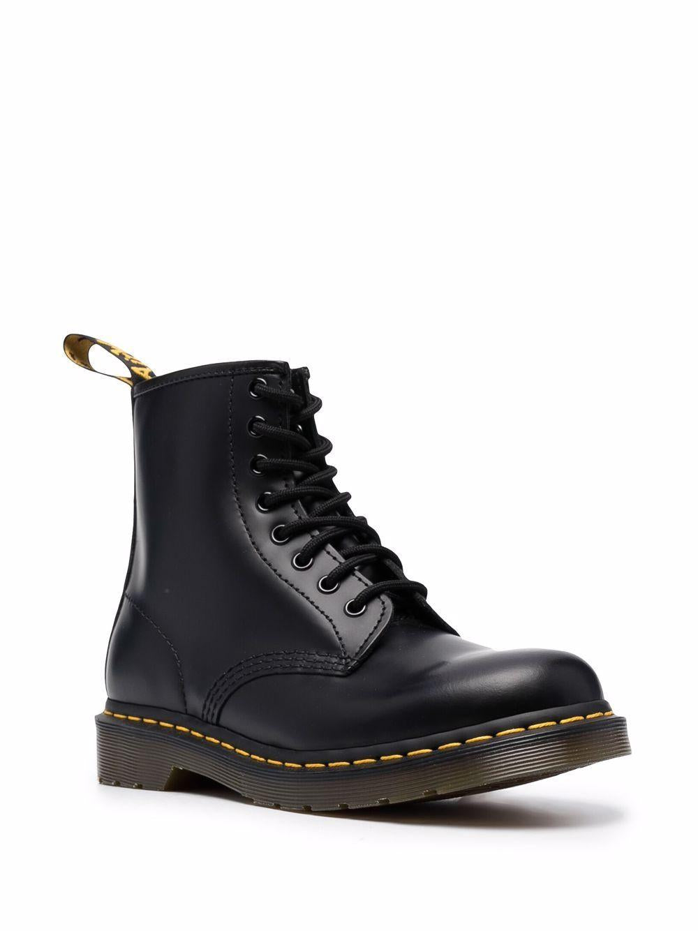 DR MARTENS Anfibi stringati in pelle nera