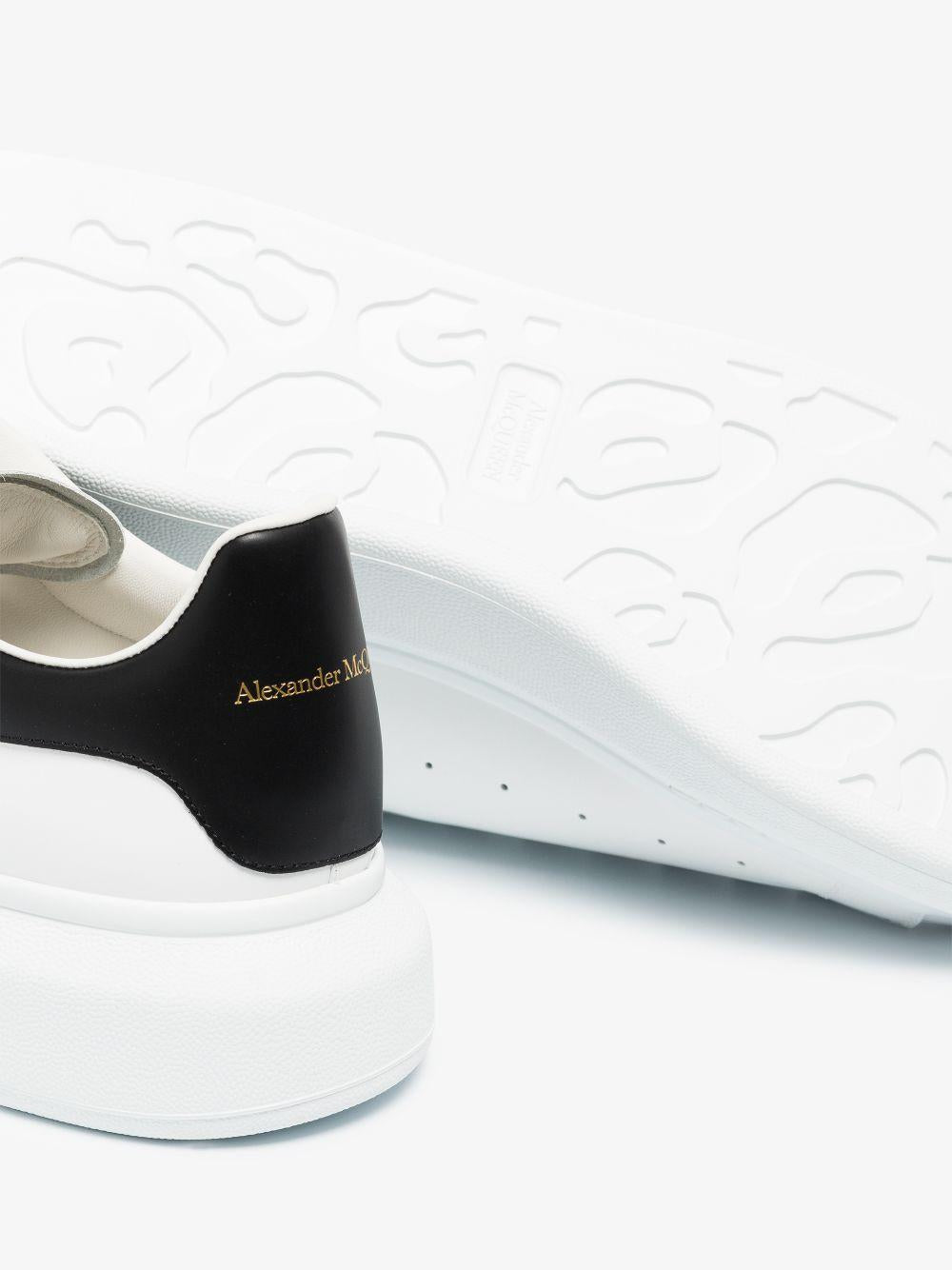 ALEXANDER McQUEEN Sneakers 'Oversize' in pelle bianca