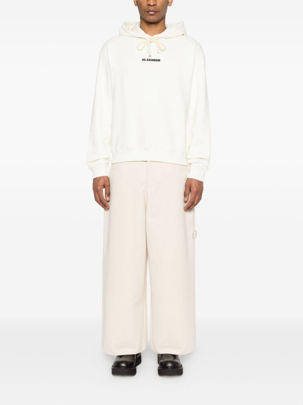 JIL SANDER Felpa in cotone bianco con cappuccio e logo nero