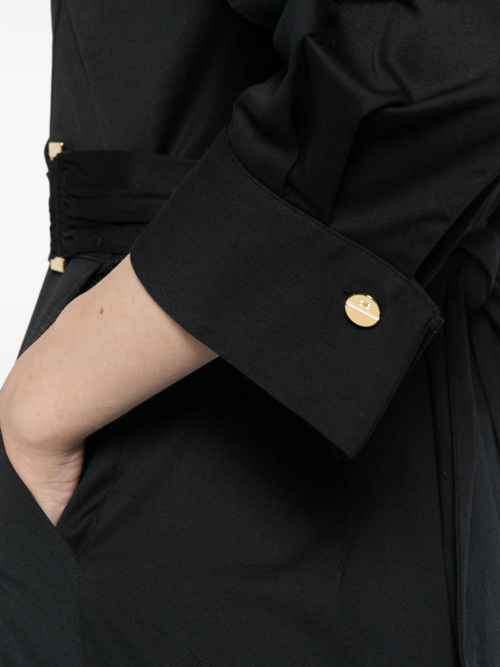 ELISABETTA FRANCHI Abito nero elegante con cintura in vita e spacco frontale