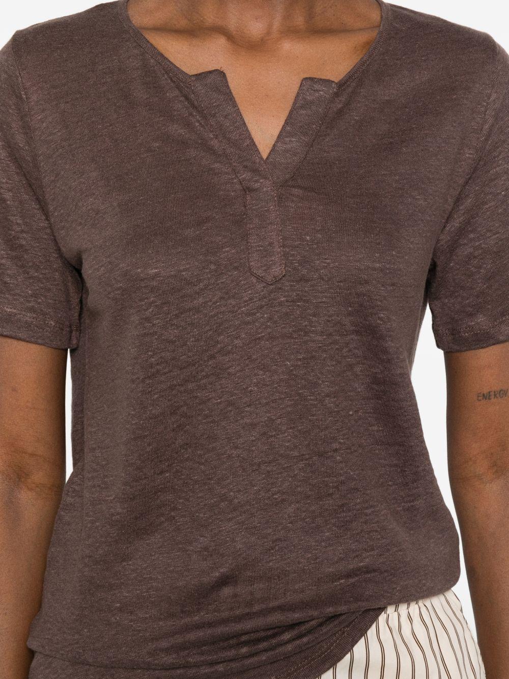 YERSE T-shirt Dunas a maniche corte in lino marrone con scollo a V