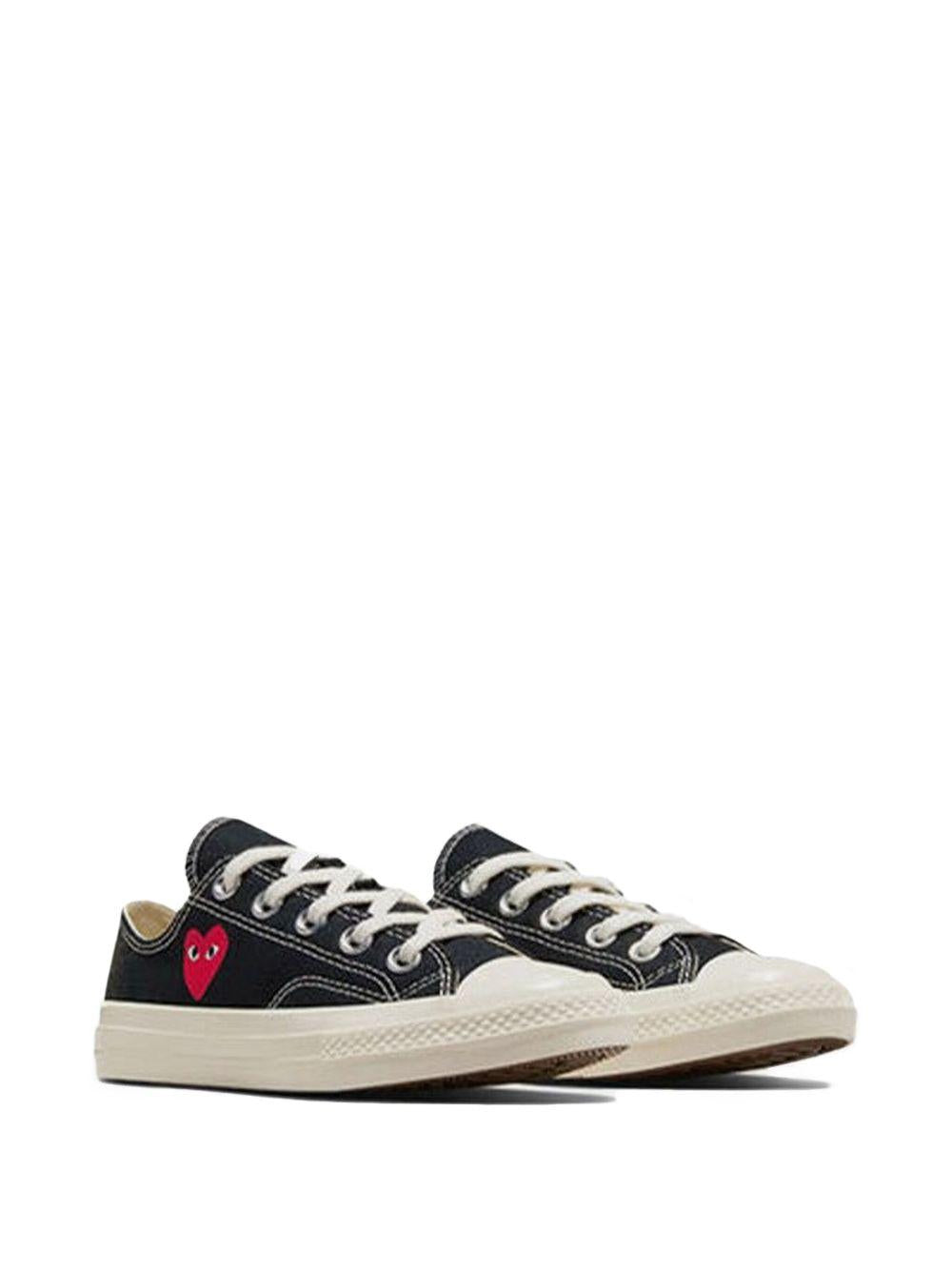 COMME DES GARCONS PLAY Sneakers con cuore in cotone nero
