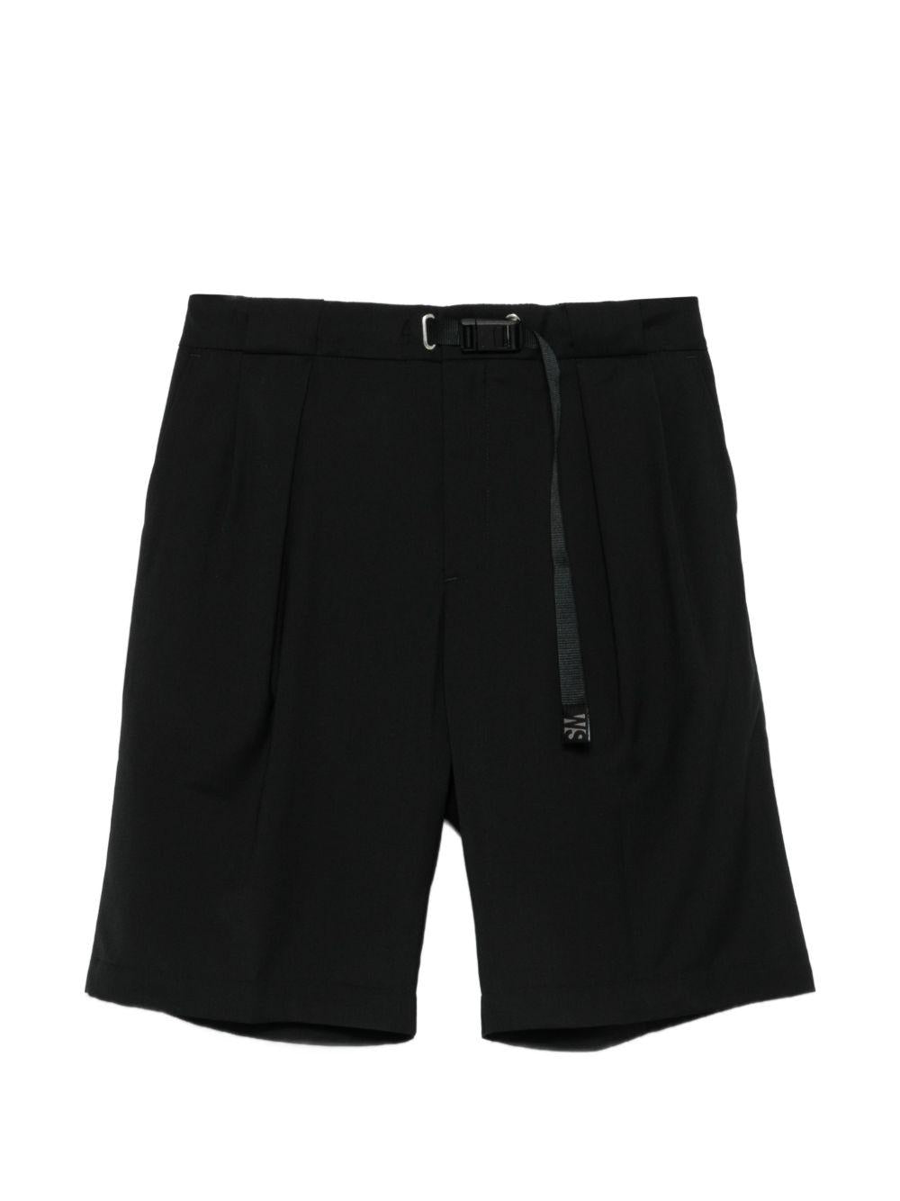 WHITE SAND Bermuda neri con cintura in vita