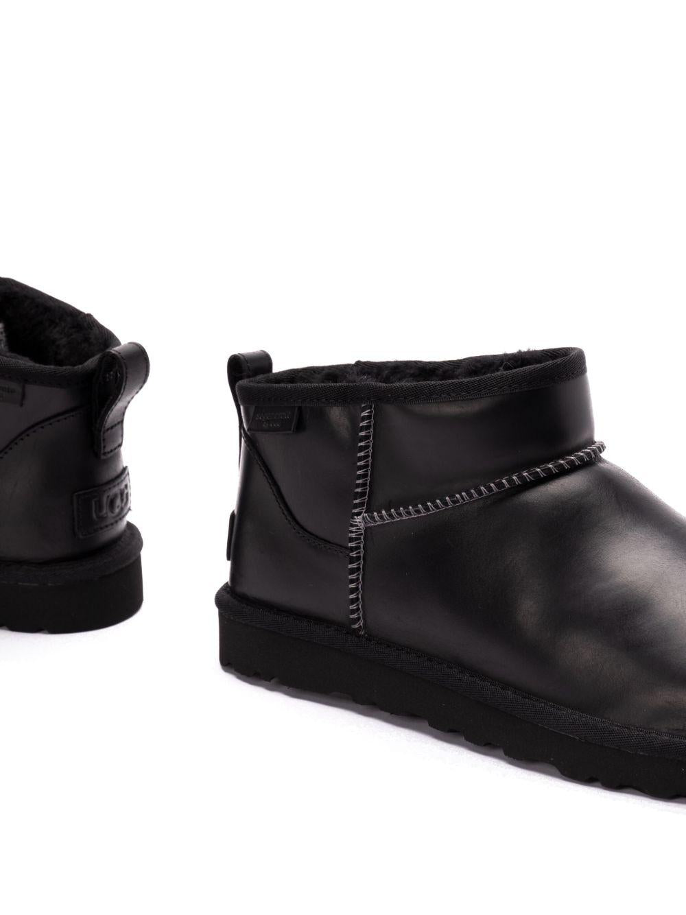 UGG Stivaletti 'Classic Ultra Mini Leather Regenerate'