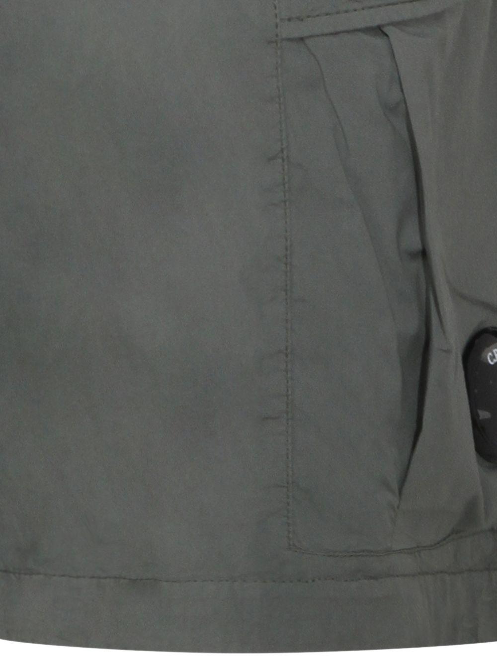 CP COMPANY Shorts cargo grigi