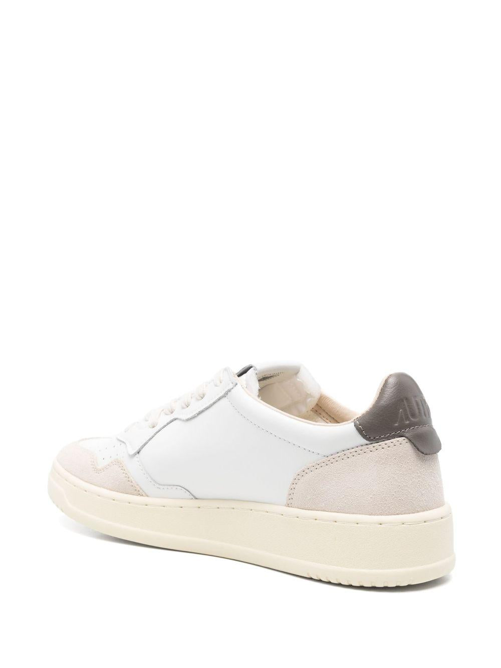 AUTRY Sneakers 'Medalist' in pelle bianca e grigia
