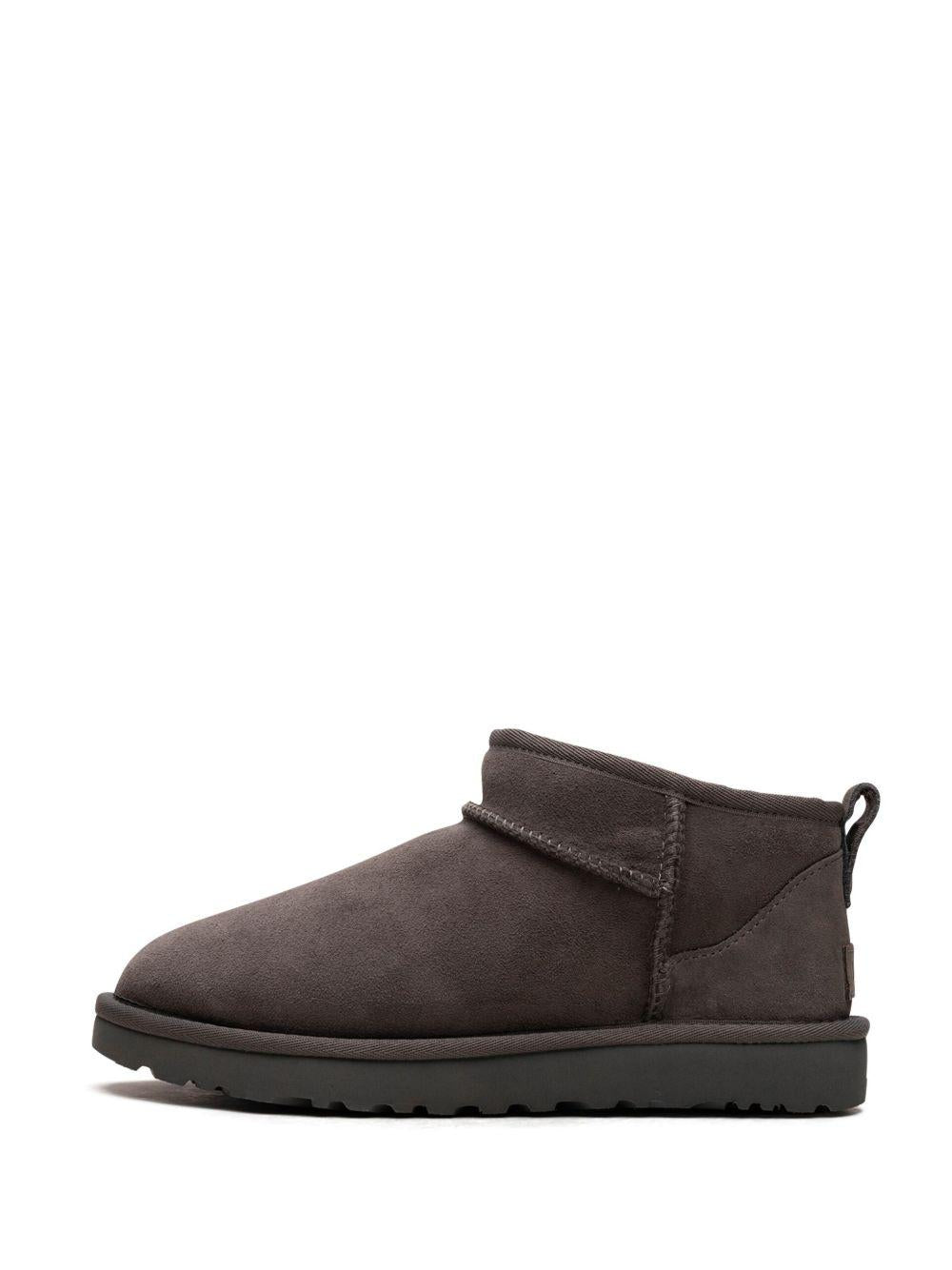 UGG Stivaletti 'Classic Ultra Mini' grigi
