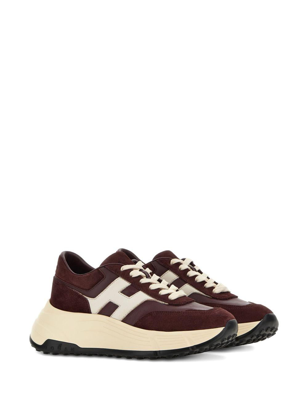 HOGAN Sneakers con inserti in suede