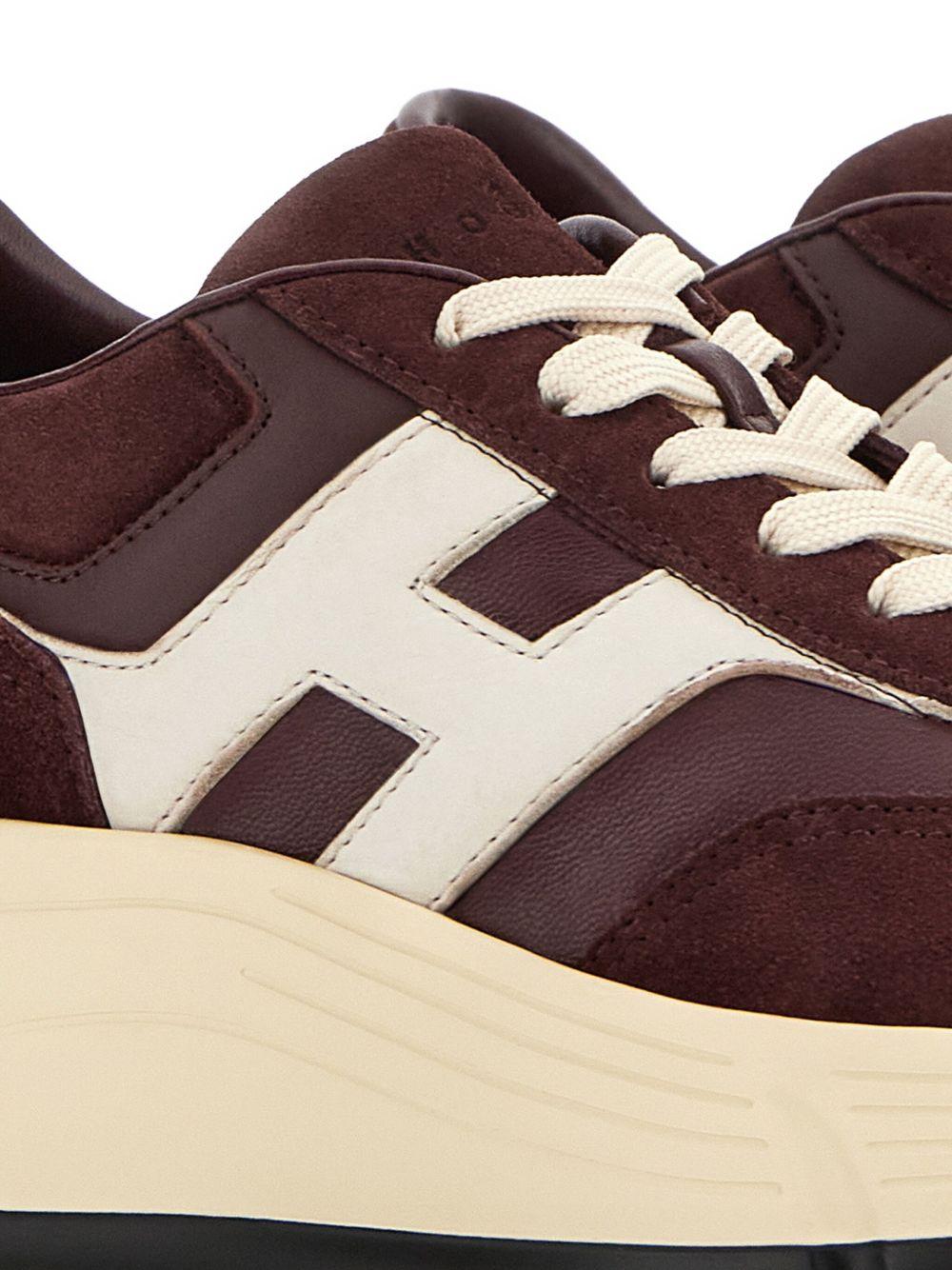 HOGAN Sneakers con inserti in suede