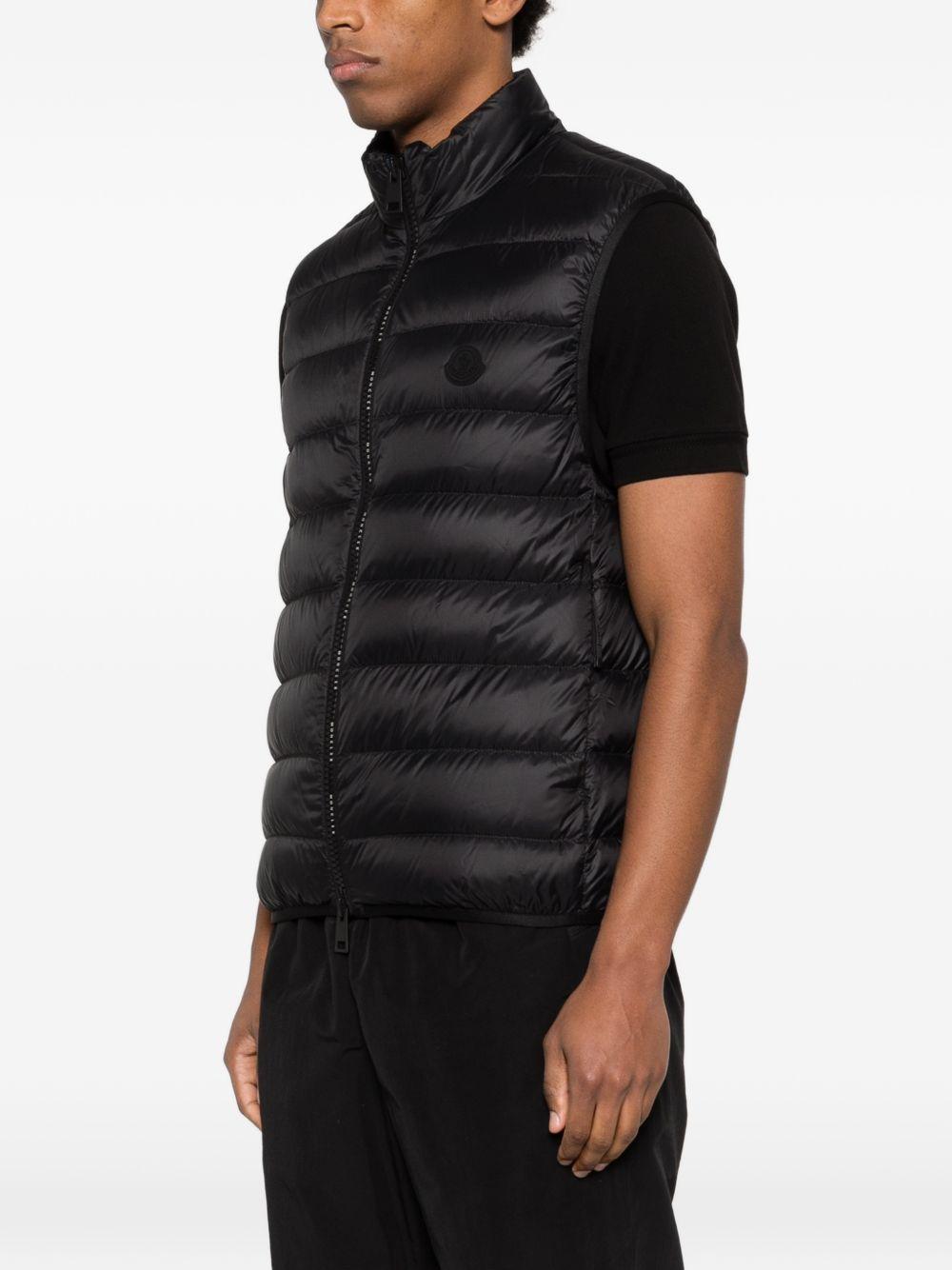 MONCLER Gilet trapuntato nero con zip e logo