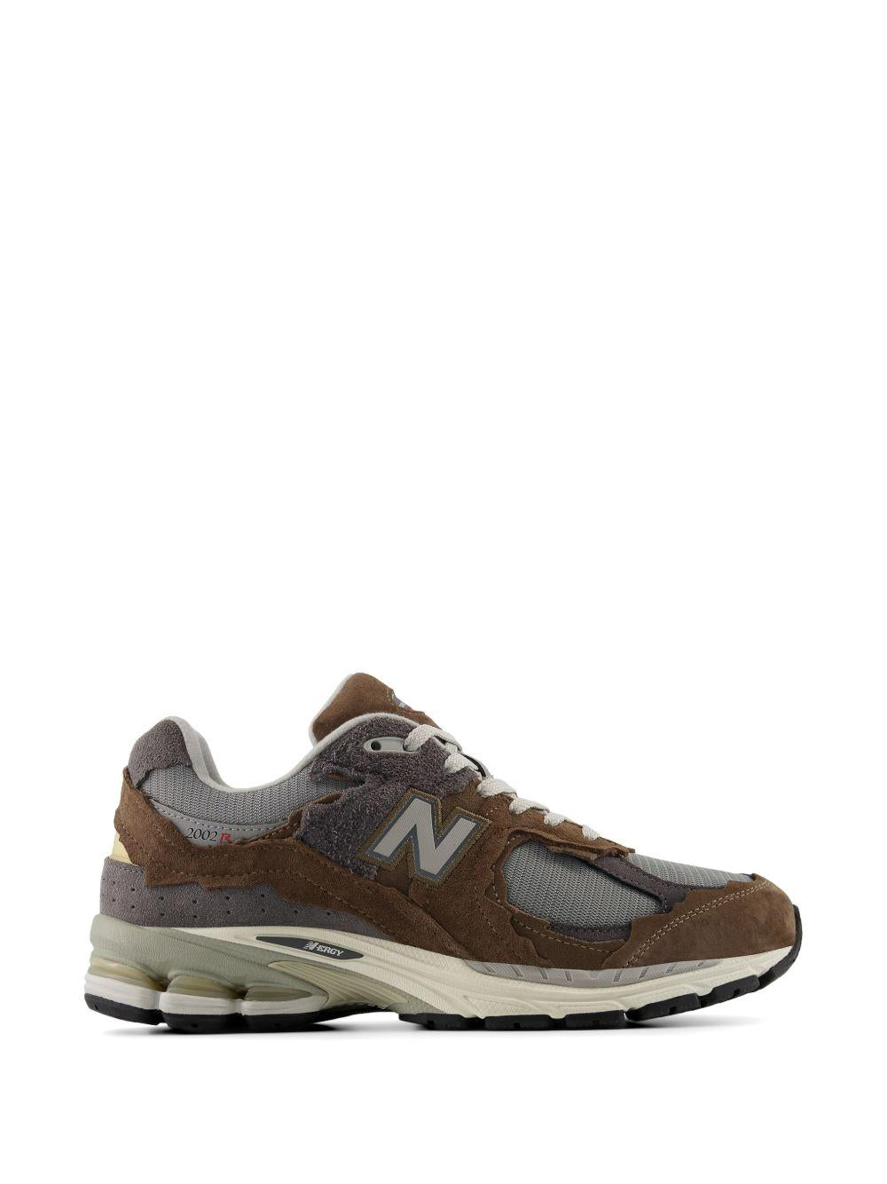 NEW BALANCE Sneakers 2002 marroni e grigie