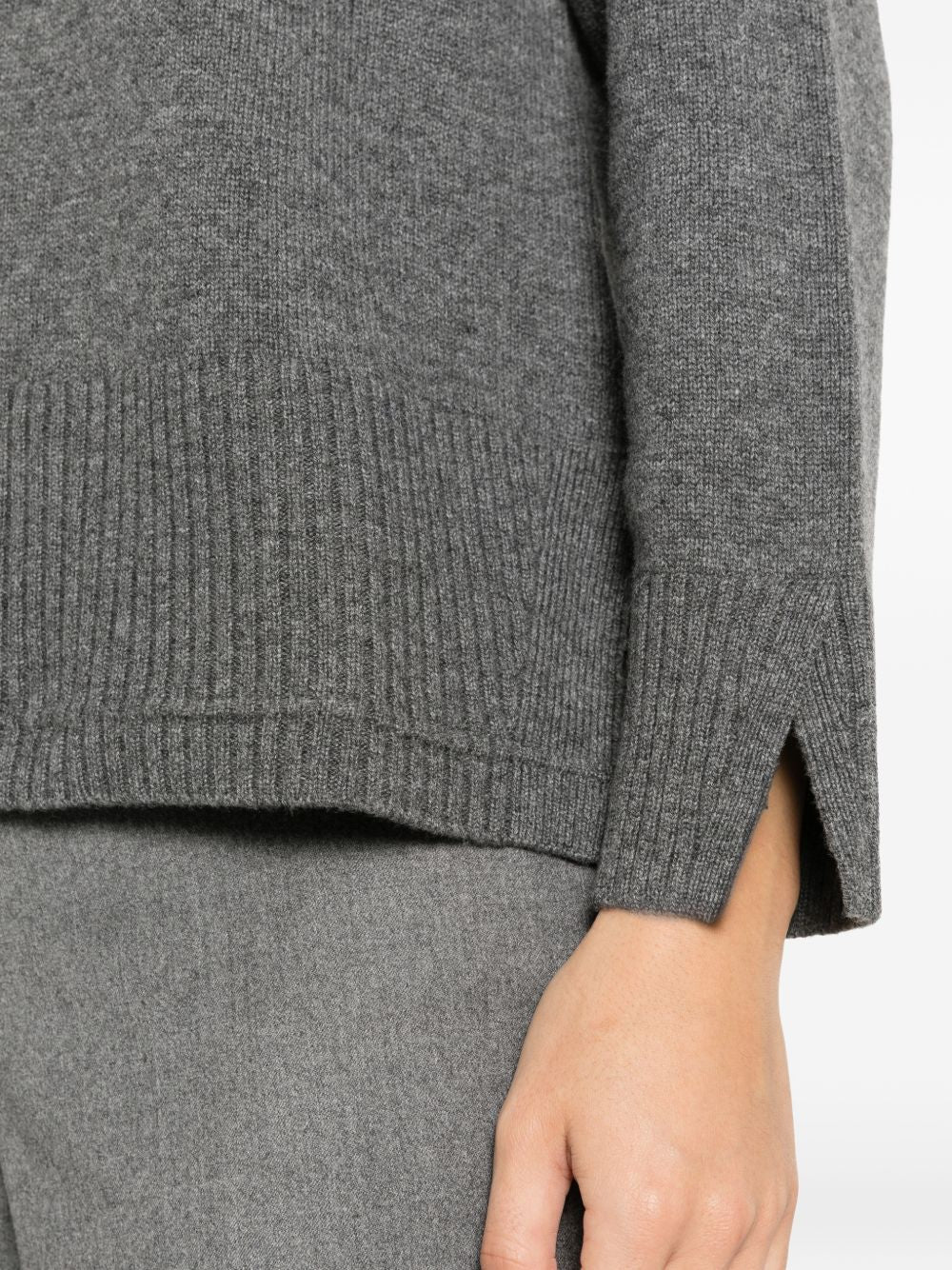 ALPHA STUDIO Maglia girocollo grigia in lana misto cashmere 
