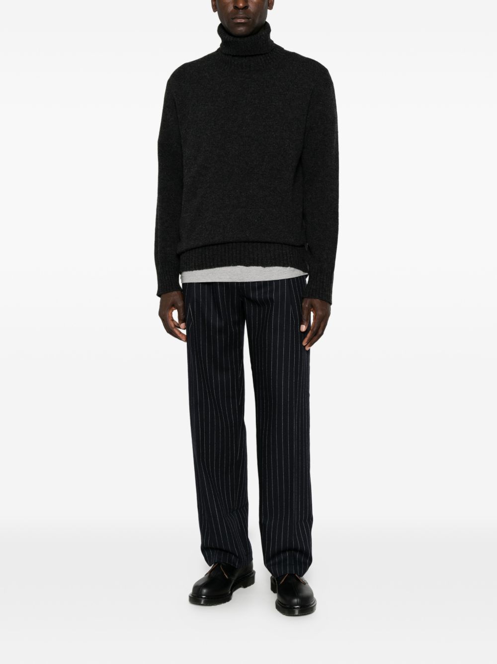 AMARANTO Maglia a collo alto in lana e cashmere antracite 