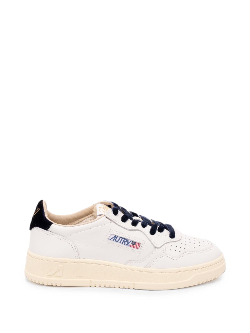AUTRY Medalist sneaker bianca con talloncino blu e logo dorato 