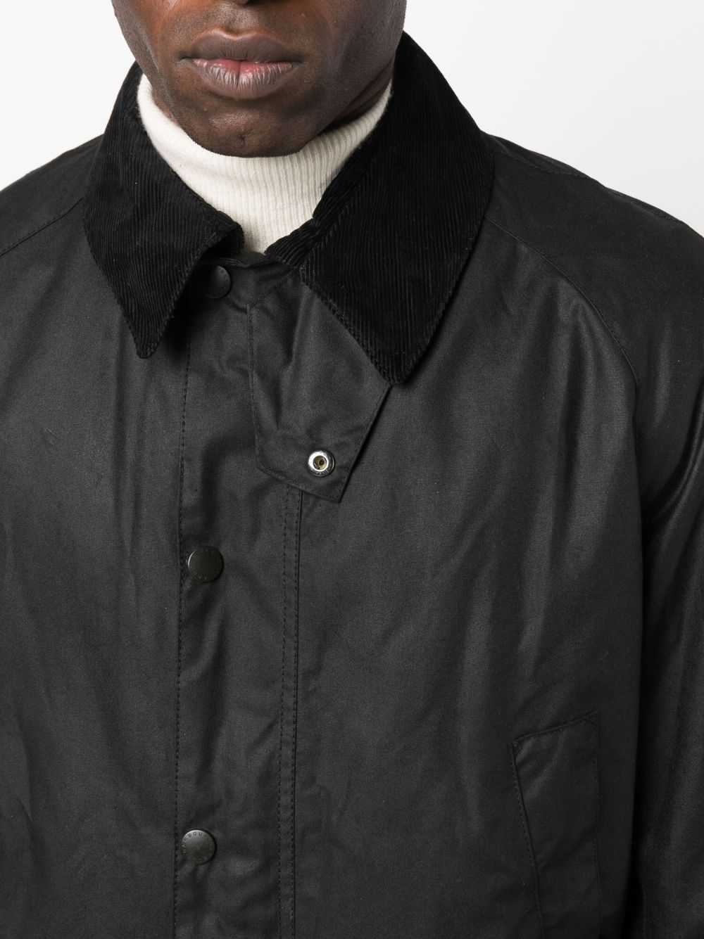 BARBOUR Giacca nera con colletto in velluto e tasche 