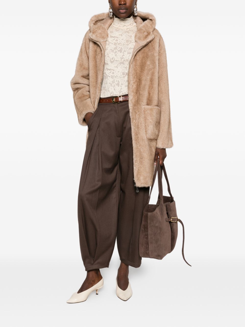 BETTA CORRADI Giacca cappotto beige in ecopelliccia con cappuccio e tasche 