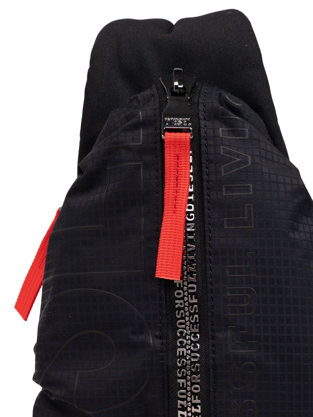 DIESEL Marsupio nero con chiusura zip 