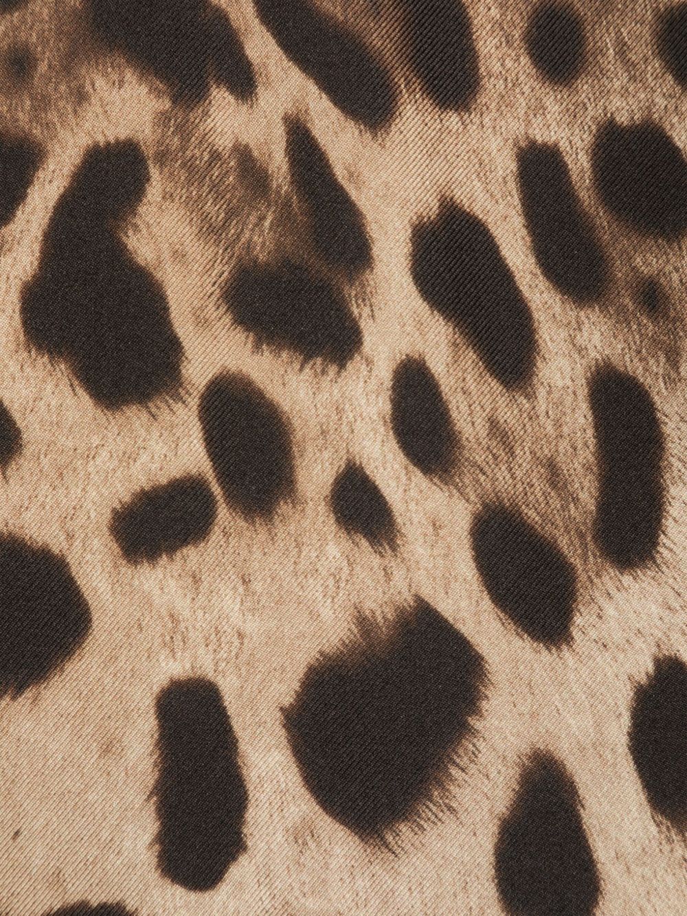 DOLCE e GABBANA Sciarpa foulard con stampa animalier 